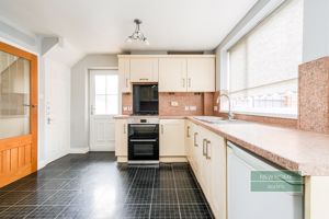 Photo 20- click for photo gallery